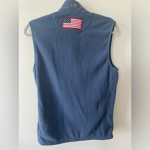 Vineyard Vines Flag Patch Grid Fleece Vest - Picture 3 of 4